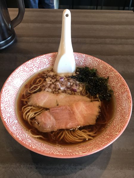 「淡麗煮干 ¥880 ストレート麺」@麺や べらぼうの写真
