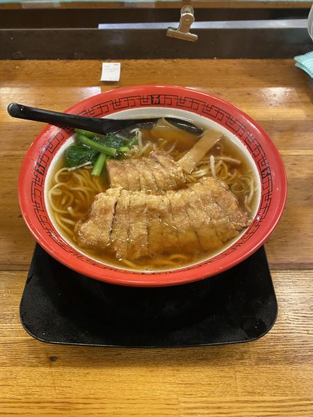 「腓骨拉麺」@万世橋酒場 秋葉原本店の写真