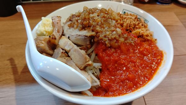 「汁なしとま二郎８５０円」@らーめん ニューカッパの写真