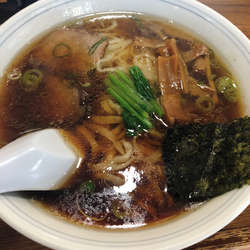 ラーメン　750円