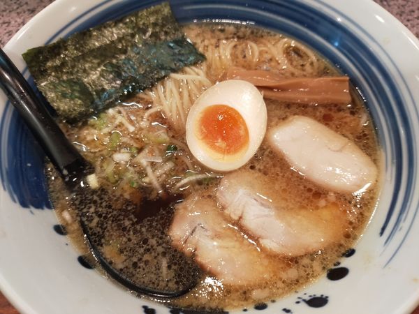 「こく旨らーめん」@らーめん直久 新木場店の写真