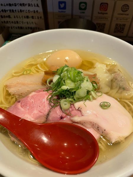 「特製塩1450円」@麺屋 翔 西新宿本店の写真
