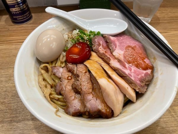 「特製まぜそば（大）」@麺尊 RAGEの写真