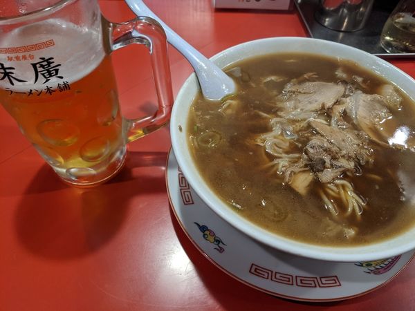 「中華そば並800円+ビール600円」@末廣ラーメン本舗 仙台駅前分店の写真