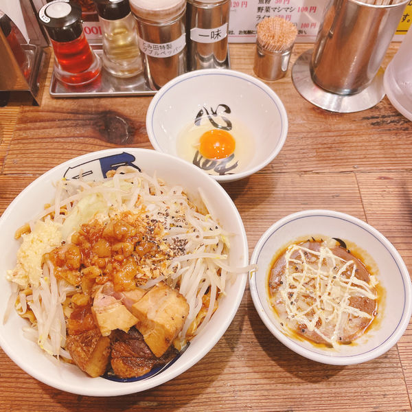 「汁無しそば+カレー」@雷 千葉駅前店の写真