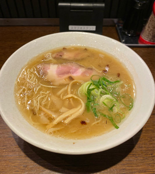 「博多らぁめん¥720」@麺処 むささんじんの写真