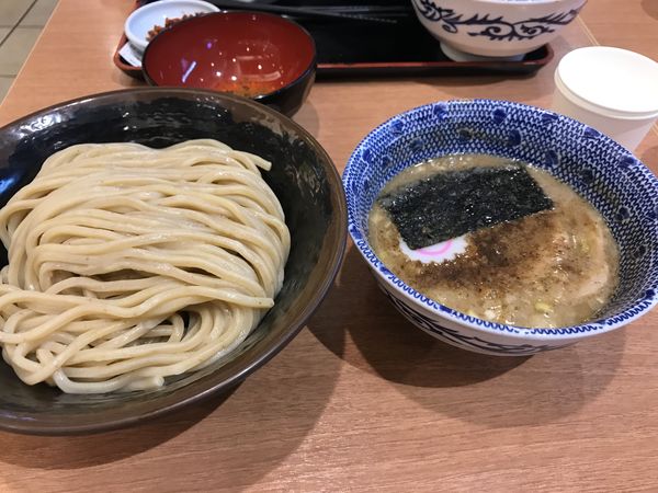 「つけ麺　￥800」@次念序 モラージュ菖蒲店の写真