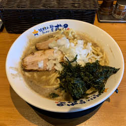 濃厚ドロ煮干しらーめん980円