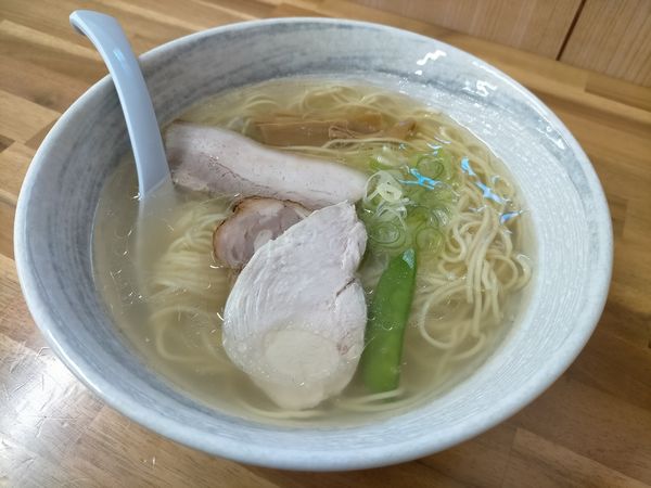 「清湯(塩)ラーメン 780円」@麺屋 鶏一匠 原市店の写真