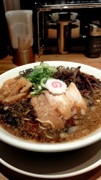 「中洲ブラック830円　きくらげ x2(100円)」@一風堂 大森店の写真