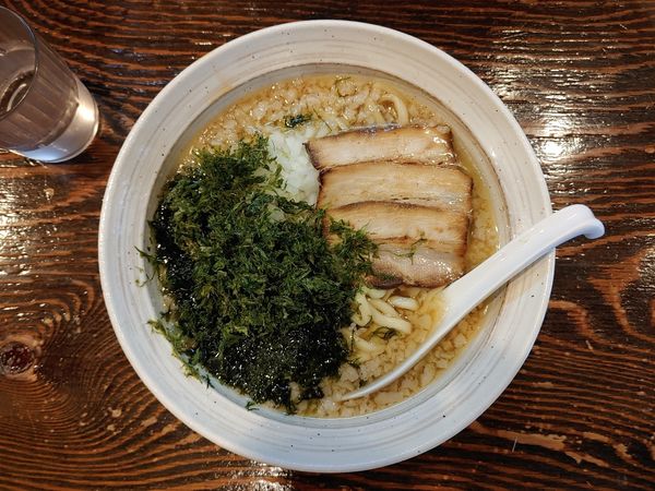 「背脂煮干し　脂増し」@麺屋 武平の写真