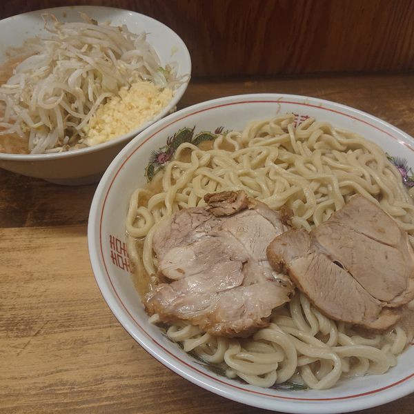 「大ラーメン850円、麺マシ100円(ヤサイニンニク)」@ラーメン二郎 前橋千代田町店の写真