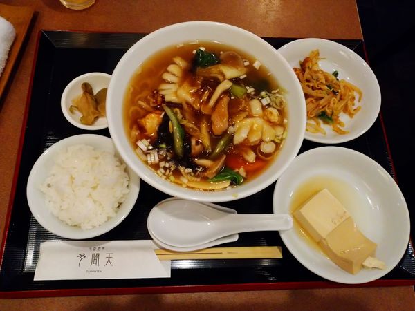 「五目汁麺（900円）＋小鉢2品（100円）」@中国酒家 多聞天の写真