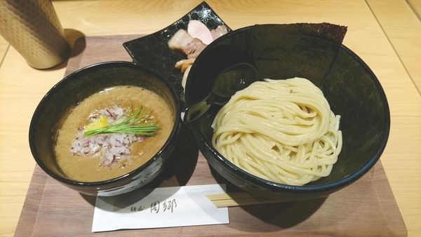 「つけ麺_900円」@麺屋 周郷 新橋店の写真