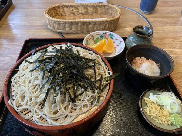 「おろしそば（1190円）」@かやぶき蕎麦やぶの写真