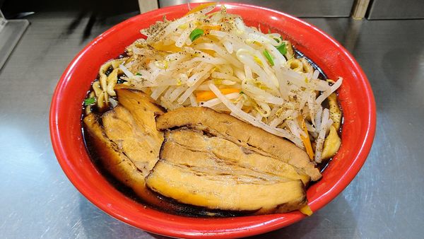 「ブラックらーめん(大)」@麺創研 紅 BLACKの写真