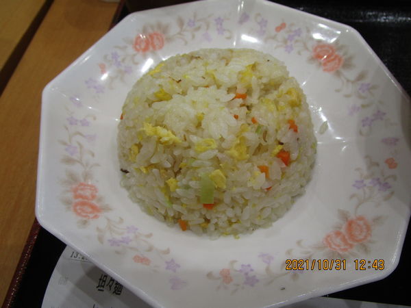 「半チャーハン 担々麵とSet 790円（半炒飯200円）」@福華厨房 アリオ西新井店の写真