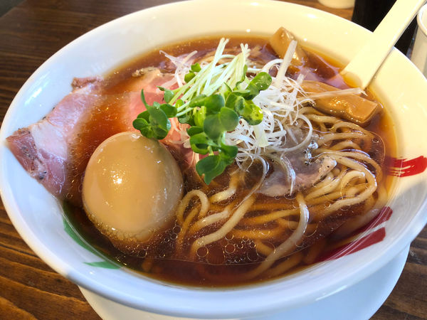 「煮卵付きラーメン」@人類みな麺類の写真
