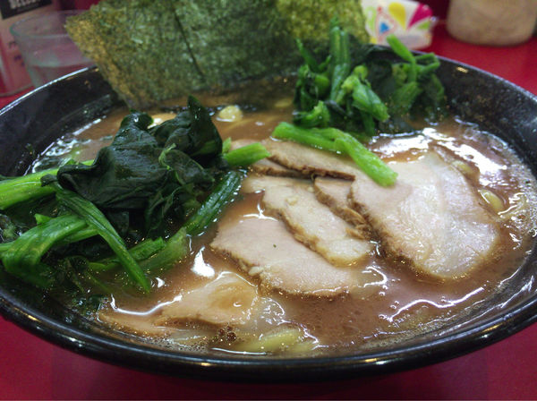 「ラーメン＋青菜増し」@杉田家 千葉祐光店の写真