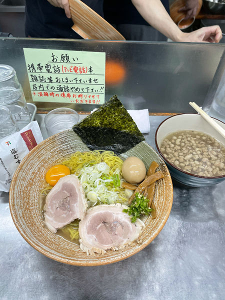 「ズワイとホッキ貝出汁塩つけ熱盛」@覆麺 智の写真