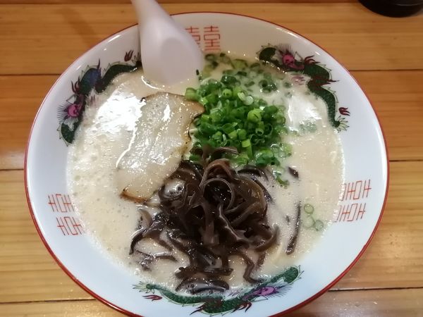 「博多豚骨ラーメン　　600円」@コハクノトキの写真