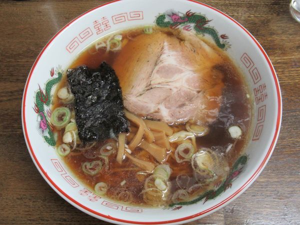 「手打ちらーめん（720円）」@らーめん酒房 平八朗の写真