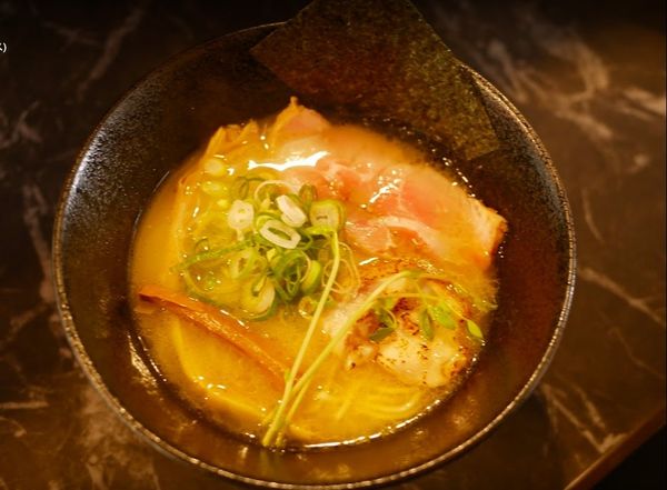 「特製塩パイタン」@麺’s BAR Bacchusの写真