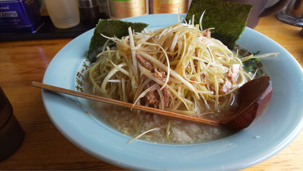 「ネギラーメン、ネギ増し」@ラーメンショップ 椿 上彦川戸店の写真