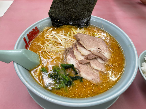 「特製味噌ネギチャーシュー麺」@山岡家 千葉中央区店の写真