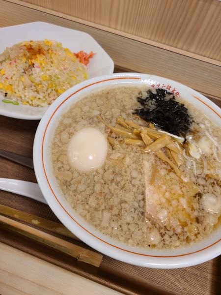 「背脂ラーメン+チャーハン¥900+煮玉子¥100」@ラーチャン専門 我武者羅 蒲田店の写真