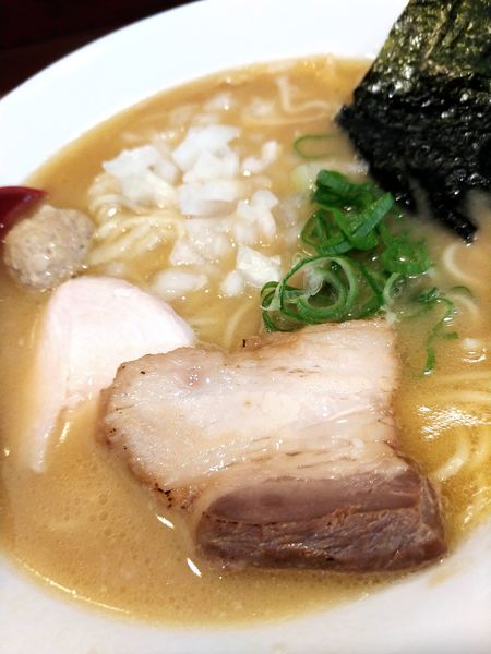 「濃厚鶏醤油ラーメン」@ラーメン屋 コカトリスの写真