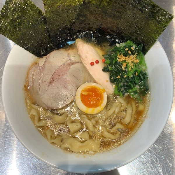 「【11月限定】無化調で乱切り麺した家系です。」@麺創研 紅 府中の写真