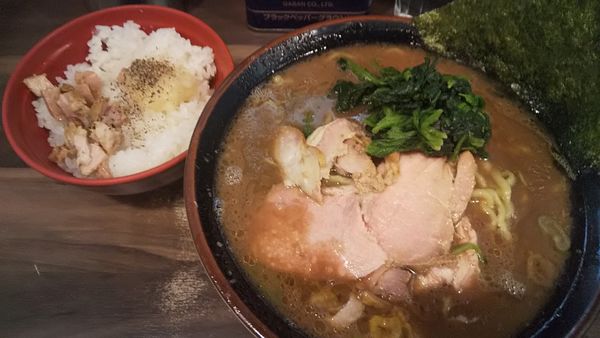 「ラーメン+小ライス(¥800+120)」@神田ラーメン わいず 神田本店の写真