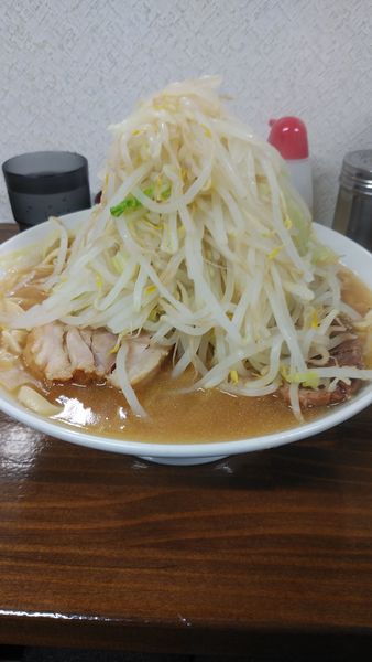 「ラーメン大　豚２枚入　麺ゆで前400g」@ラーメン武丸の写真