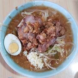 ラーメン、生卵