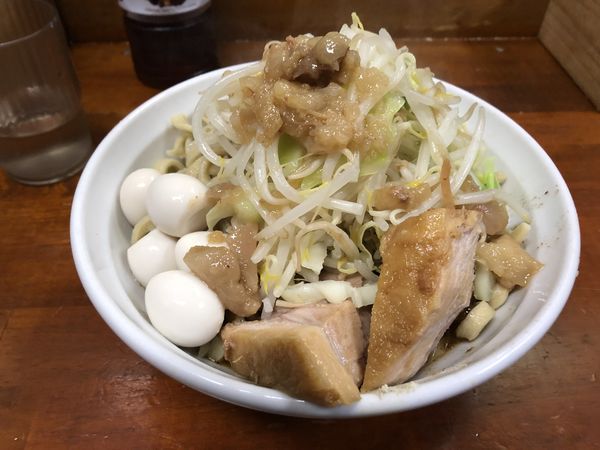 「小ラーメンたまうずらヤサイアブラ」@蓮爾 新町一丁目店の写真