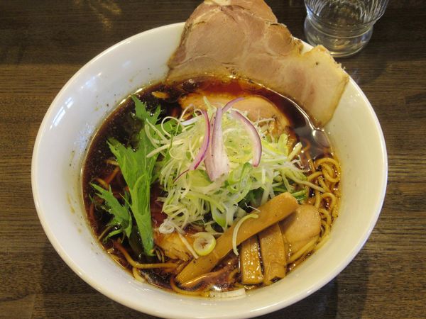 「黒醤油(830円)」@麺屋 信成の写真