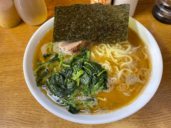 「ラーメン中　薄め・柔らかめ・普通」@ラーメン虎ノ穴の写真