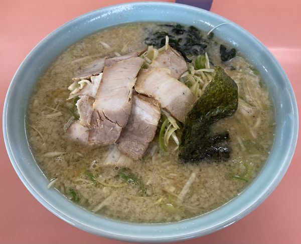 「ネギチャーシュー　中」@ラーメンショップ 日向店の写真