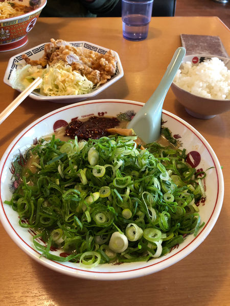 「こってりニンニク入りネギトッピング 唐揚げ定食（辛味噌×2）」@天下一品 水海道店の写真