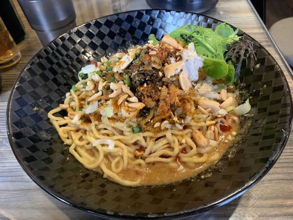 「汁無し坦々麺」@四川担々麺 ななつぼし 新橋店の写真