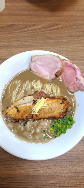 「いか肝 煮干しそば+チャーシュー」@中華そば ひしおの写真