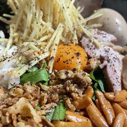 ジョーまぜそば全部のせ