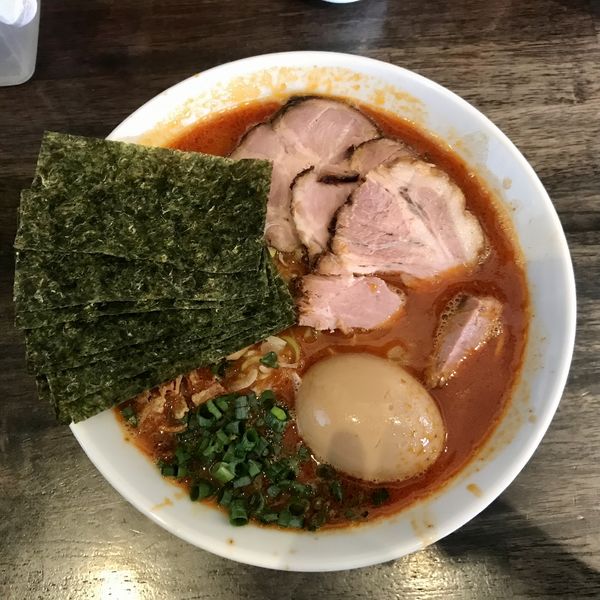 「辛い中華そば￥750＋特製￥200」@吉田食堂の写真