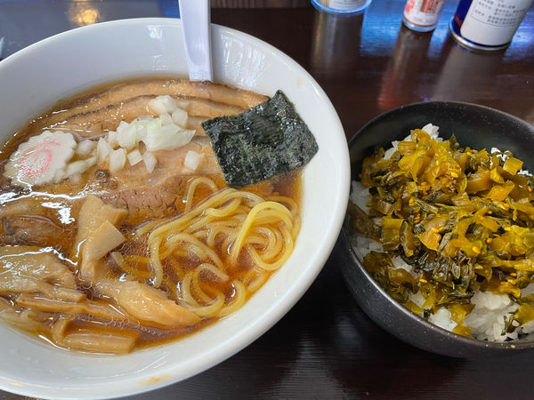 「チャーシューめん500円、高菜ご飯200円」@中華そば いっけんめ 茨大店の写真