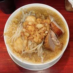 小ラーメン　濃いめ脂増