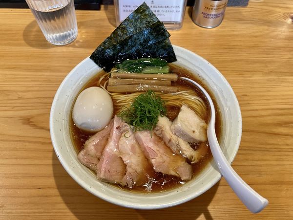 「特製らぁ麺 醤油 中盛」@麺屋 さくら井の写真