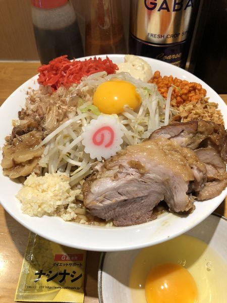 「まぜそば(大)+紅しょうが+生たまご+ナシナシ」@麺屋 神工の写真