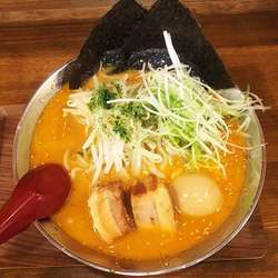 居間人みそらーめん990円