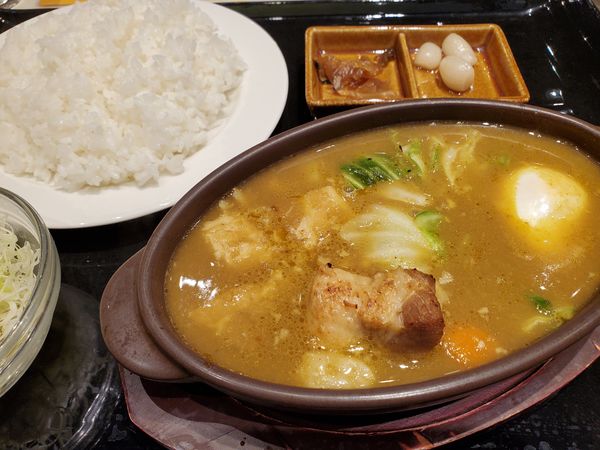 「やわらか仕上げの豚バラカレー」@はまやカレー ランドマークプラザ店の写真